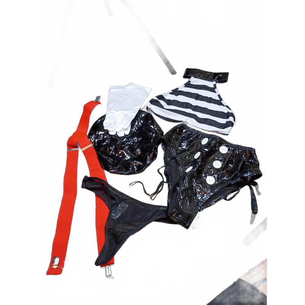 Forplay Women's Mime Artist Costume 5-Piece Halloween Outfit, Black, XS/S